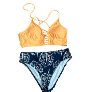 CUPSHE Women’s High Waisted Floral Strappy Self Back Tie Bikini, Medium